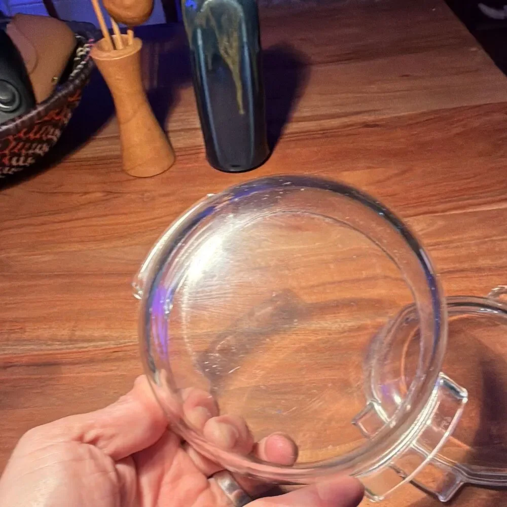 PYREX Clear Glass Round Casserole Dish w/ Lid & Handles No Pattern 1 pint 451 K